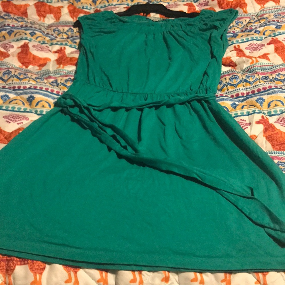 Loft Dress - Picture 5 of 9